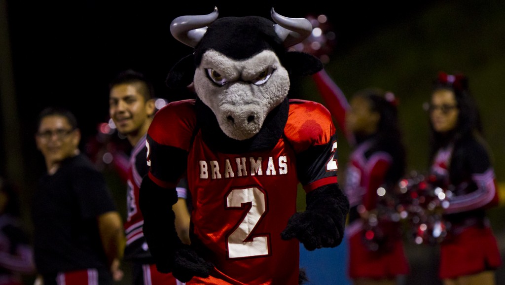 Clarence the mascot tries to keep spirits up at a football game at Moorpark College Saturday Sept. 10, 2011. Photo: Jose Romero