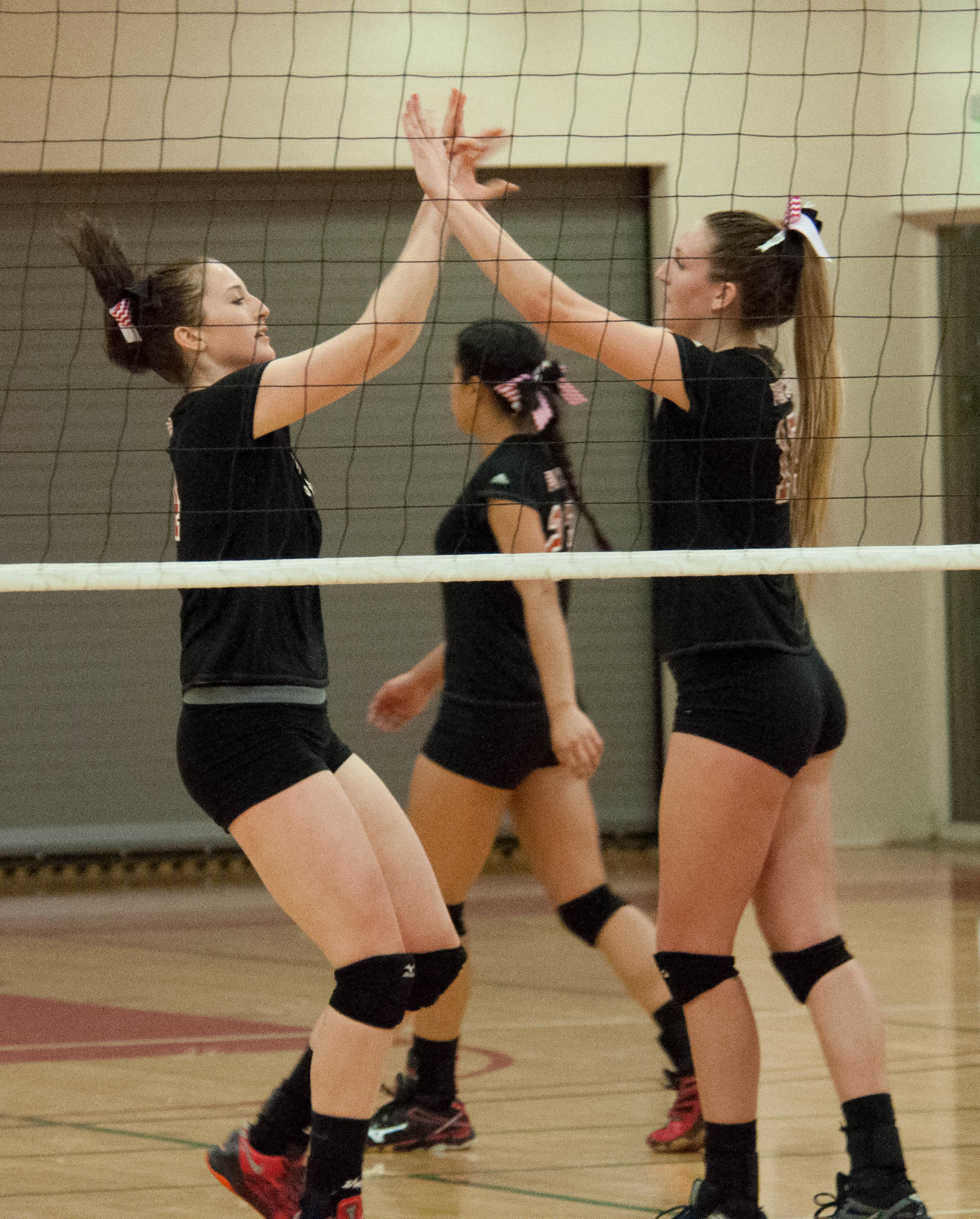 Volleyball wins third straight game