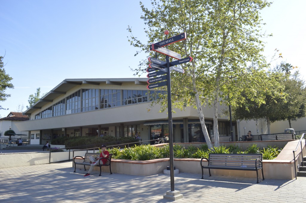 Pierce College's old library in Woodland Hills, Calif. on Monday, Feb. 29. 2016. This old libary is supposed to be multimedia art building but is sitting empty. Photo: Laura Chen