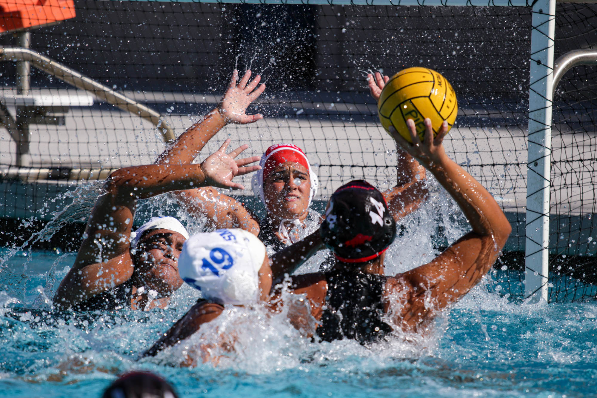 Water polo sinks